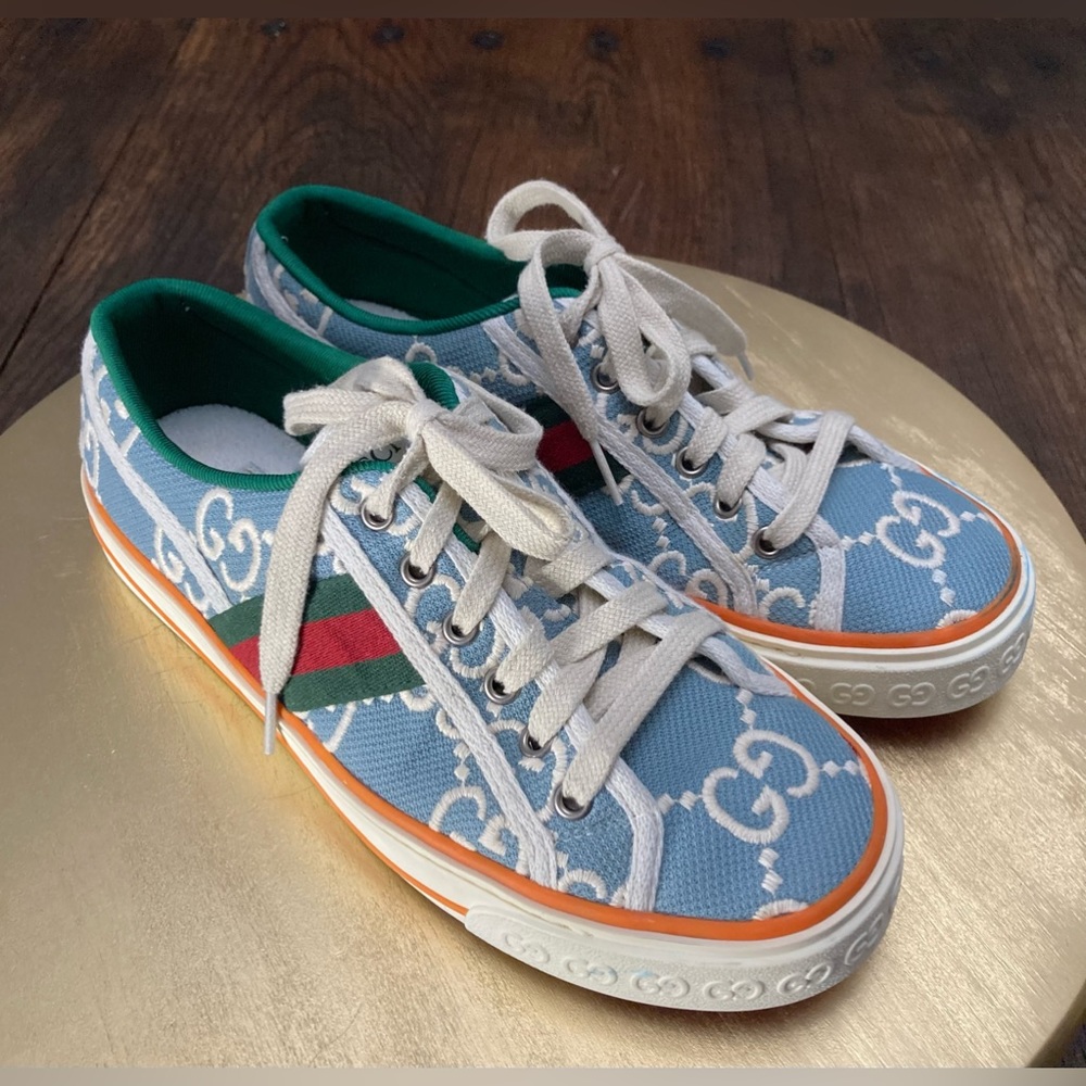 GUCCI TENNIS Size 39+ Pre-Owned. Excellent & Gorgeous conditions